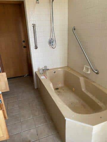 Bathroom needing remodel St Johns Count Real Estate Investment