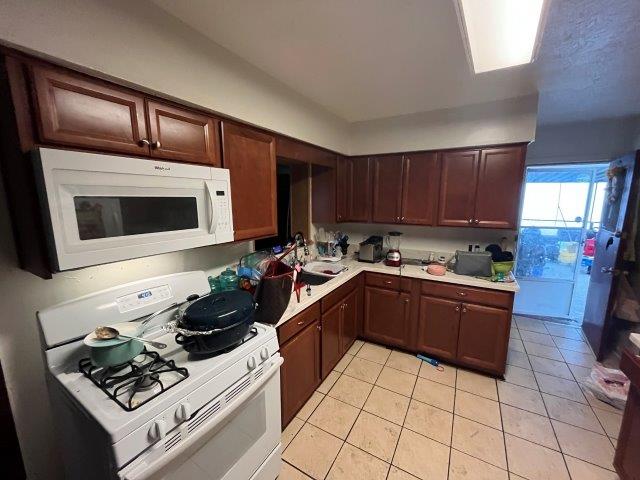Wholesale Rental Property Westside Jacksonville Kitchen